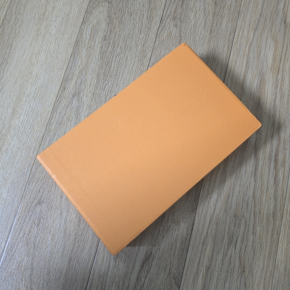 Louis Vuitton gift box - Picture 5 of 5